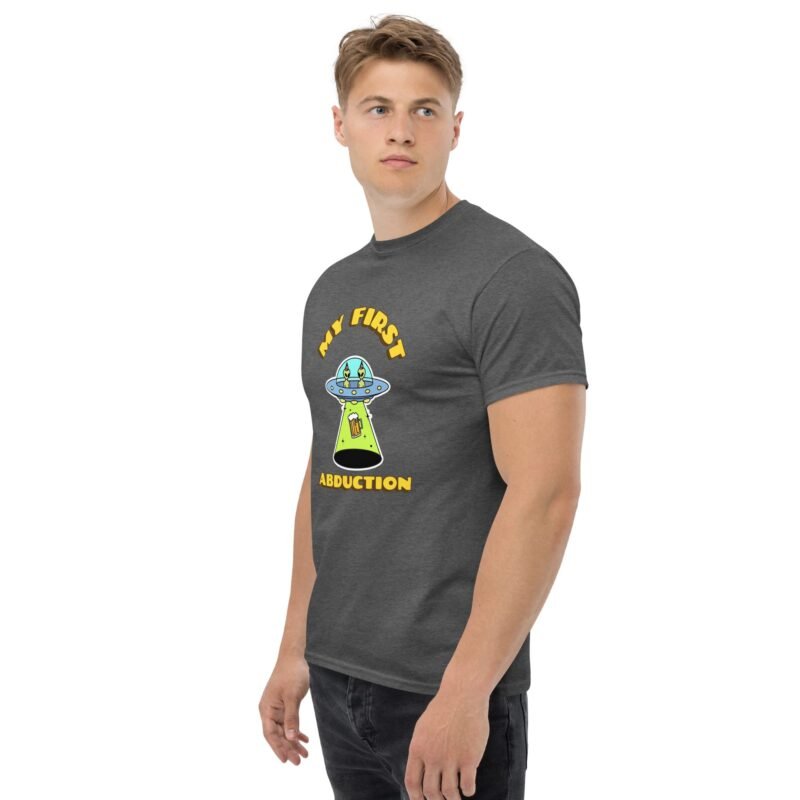 UFO T-Shirt: My First Abduction with Beer Print - Unisex classic tee - Imagen 22