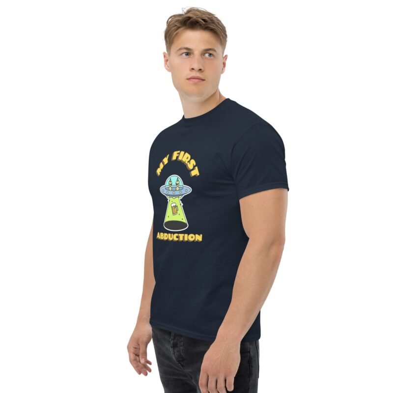 UFO T-Shirt: My First Abduction with Beer Print - Unisex classic tee - Imagen 16