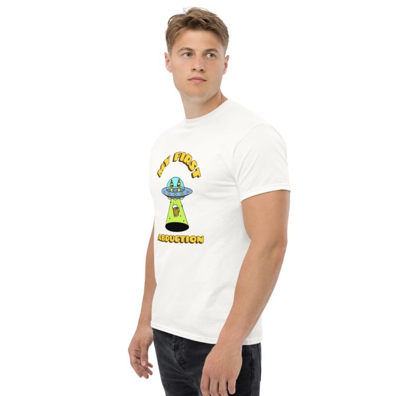 UFO T-Shirt: My First Abduction with Beer Print - Unisex classic tee - Imagen 28